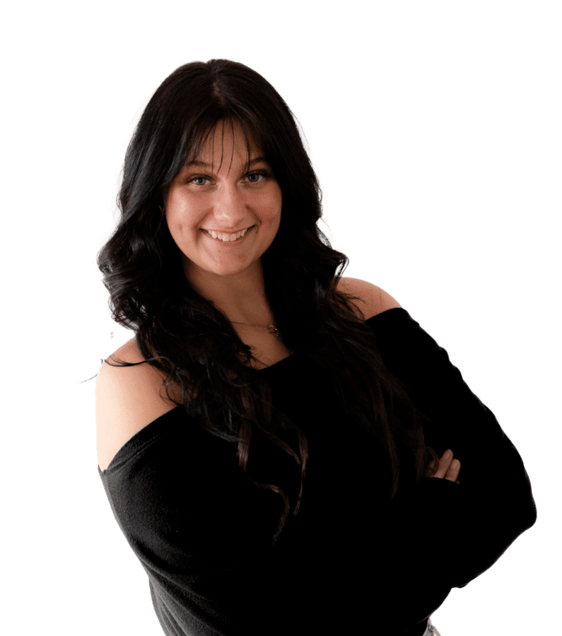 Real Estate Agent Sophie Hinn